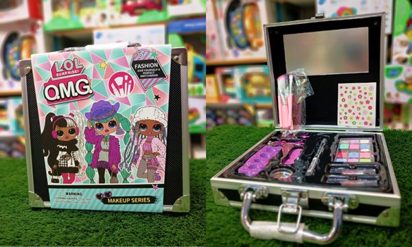 اسباب بازی ست لوازم آرایش و میکاپ چمدانی کودک طرح ال او ال_اسباب بازی