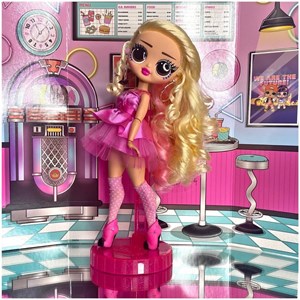 عروسک 2 تایی ال او ال سورپرایز سری OMG Movie Magic مدل Tough Dude و Pink Chick_اسباب بازی