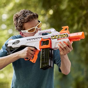 تفنگ اسباب بازی نرف Nerf مدل Hasbro - Nerf - Ultra Select Fully Motorized Blaster, Fire 2 Ways, Includes Clips and Darts_اسباب بازی