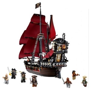 لگو کریتور کشتی دزدان دریایی کاراییب انتقام ملکه 1151 قطعه مدل Lego Constructor Queen Anne's Revenge 18015_اسباب بازی