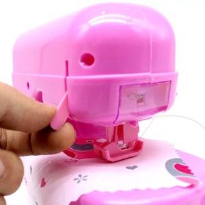 اسباب بازی چرخ خیاطی درین تویز Appliance Dorrin Toys