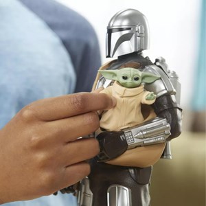 اکشن فیگور 30 سانتی مندلورین به همراه بیبی یودا مدل Hasbro - Star Wars - Galactic Action - The Mandalorian and Grogu Interactive Electronic 12-Inch-Scale Figures_اسباب بازی
