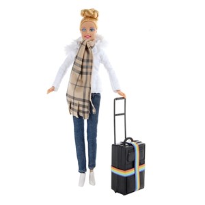 عروسک باربی دفا لوسی مسافر همراه با لباس زمستانی مدل 8424 Barbie Defa Lucy_اسباب بازی