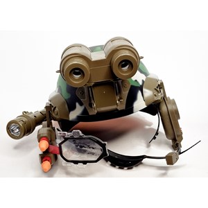 اسباب بازی کلاه پلیس چراغ قوه دار تیر پرتاب کن طرح ارتشی_اسباب بازی