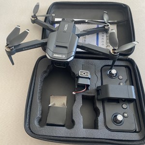 کوادکوپتر دوربین دار مدل D31 GPS_اسباب بازی