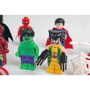 اکشن فیگور لگو 12 عددی انتقام جویان و لیگ عدالت_اسباب بازی