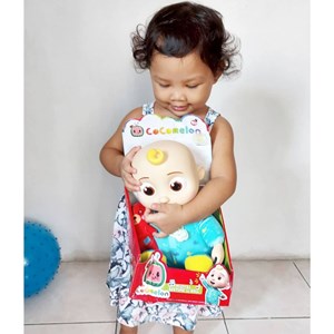 عروسک پولیشی 30 سانتی موزیکال جی جی CoComelon_اسباب بازی