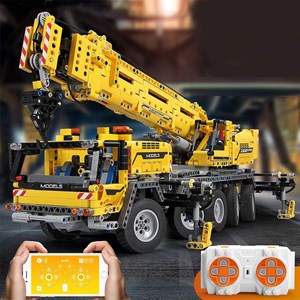 لگو تکنیک ماشین جرثقیل کنترلی 2590 قطعه با 8 موتور مدل Mould King 13101 _اسباب بازی