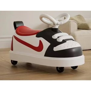 چهار چرخ موزیکال و چراغدار کودک طرح کتانی نایک رنگ قرمز_اسباب بازی