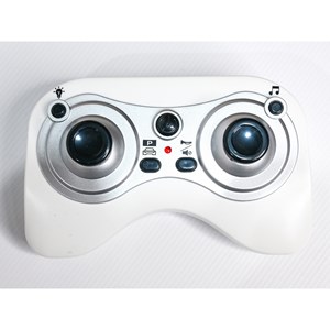 ماشین کنترلی E7 موزیکال و چراغدار با ایستگاه شارژ کد 003-725 رنگ سفید_اسباب بازی