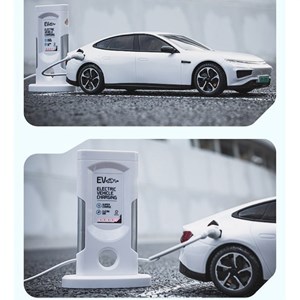 ماشین کنترلی E7 موزیکال و چراغدار با ایستگاه شارژ کد 003-725 رنگ سفید_اسباب بازی