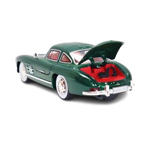 ماشین فلزی کلاسیک بنز دودزا با چراغ‌ و درب‌ های بازشو رنگ سبز_اسباب بازی