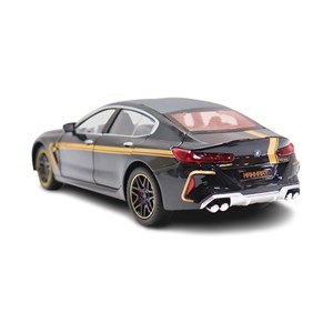 ماشین فلزی BMW موزیکال با چراغ، کمک‌ فنر و درب‌ های بازشو رنگ مشکی_اسباب بازی