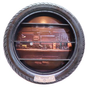 باکس دکوری طرح لاستیک (بدون ماشین) مدل 007