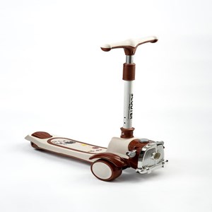 اسکوتر تعادلی سه چرخ چراغدار و موزیکال مدل ms108 رنگ قهوه ای