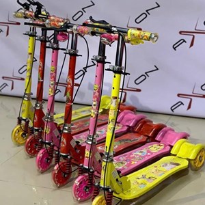 اسکوتر فلزی آکسون سایز متوسط مدل AX1025_فروشگاه اسباب بازی